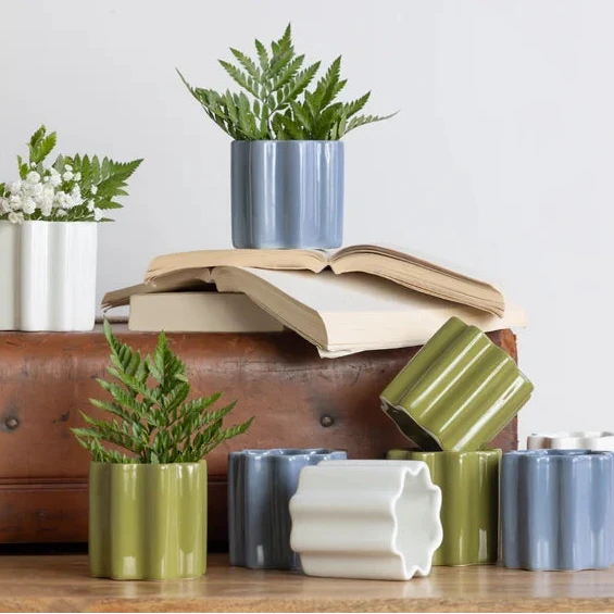 Mini Wavy Planter
